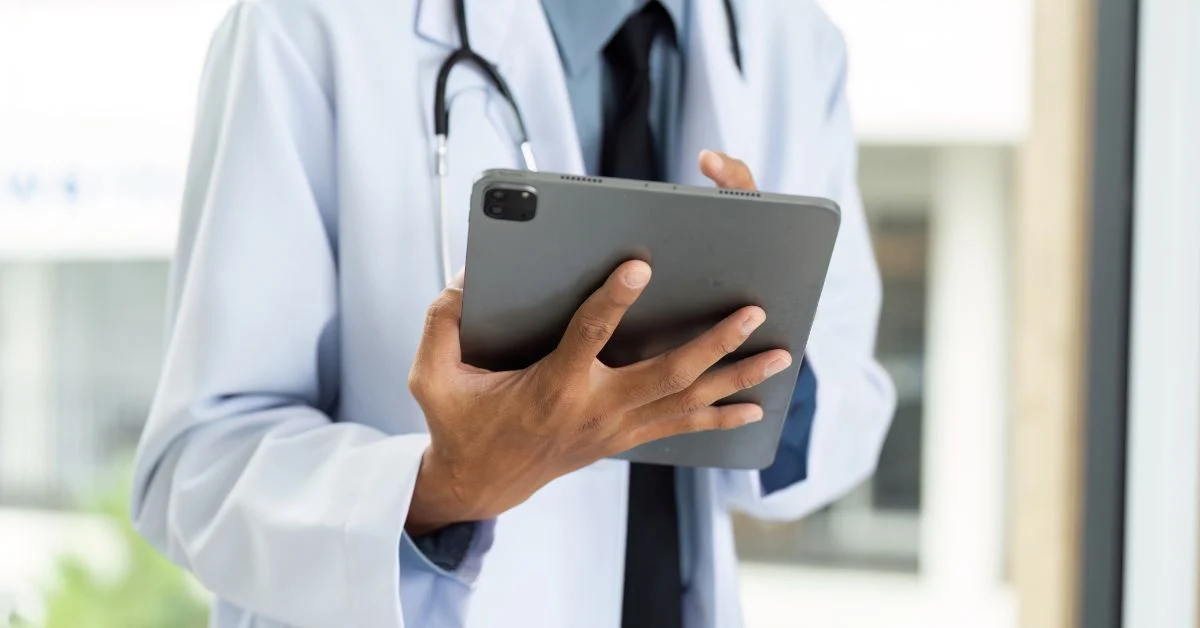 Patient Transition Management in ACO REACH Hospitalist ensuring a safe patient transition from hospital to primary care under ACO REACH guidelines.